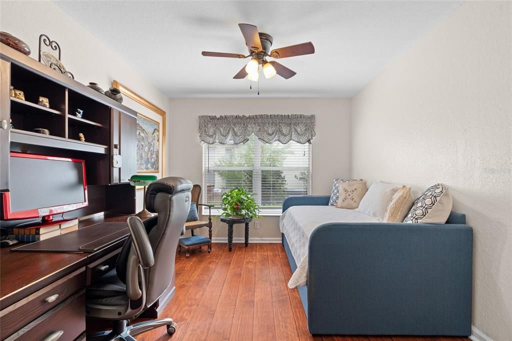 For Sale: $300,000 (3 beds, 2 baths, 1591 Square Feet)