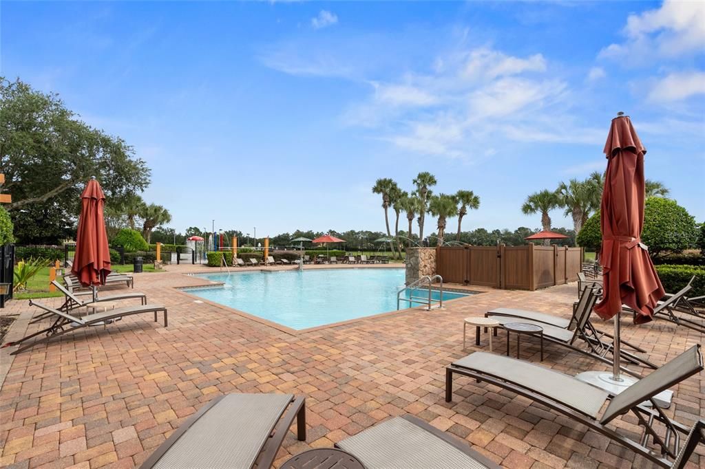 For Sale: $300,000 (3 beds, 2 baths, 1591 Square Feet)