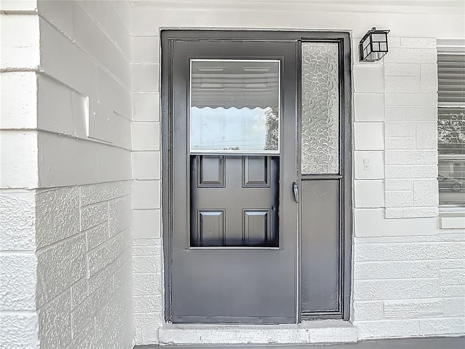 待售: $239,999 (2 贝兹, 2 浴室, 1044 平方英尺)