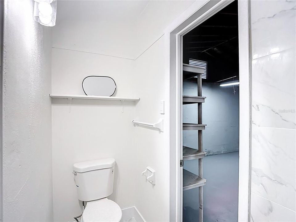 待售: $239,999 (2 贝兹, 2 浴室, 1044 平方英尺)