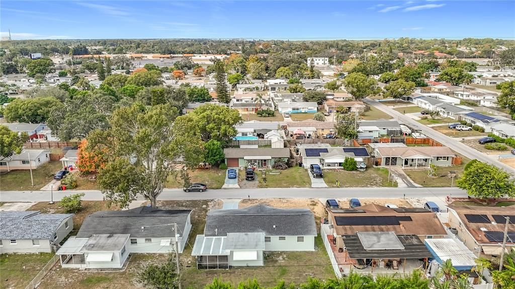 待售: $239,999 (2 贝兹, 2 浴室, 1044 平方英尺)