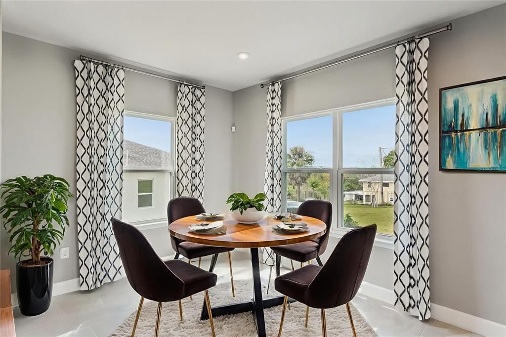 待售: $729,900 (5 贝兹, 4 浴室, 3304 平方英尺)