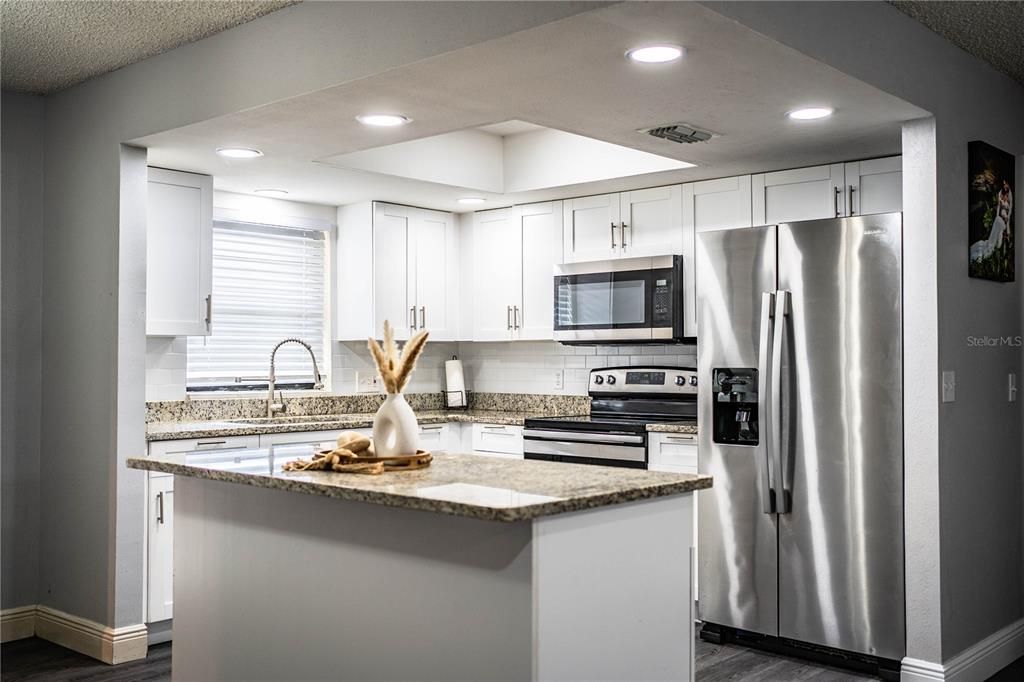 Active With Contract: $300,000 (3 beds, 2 baths, 1324 Square Feet)