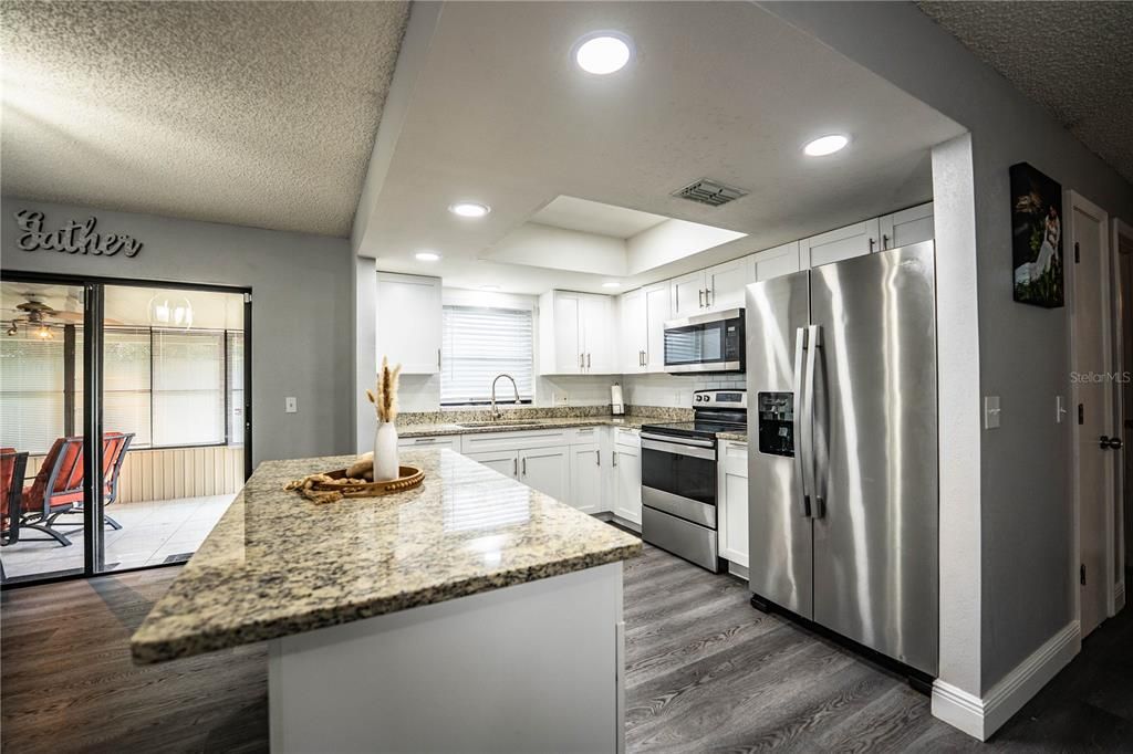 Active With Contract: $300,000 (3 beds, 2 baths, 1324 Square Feet)