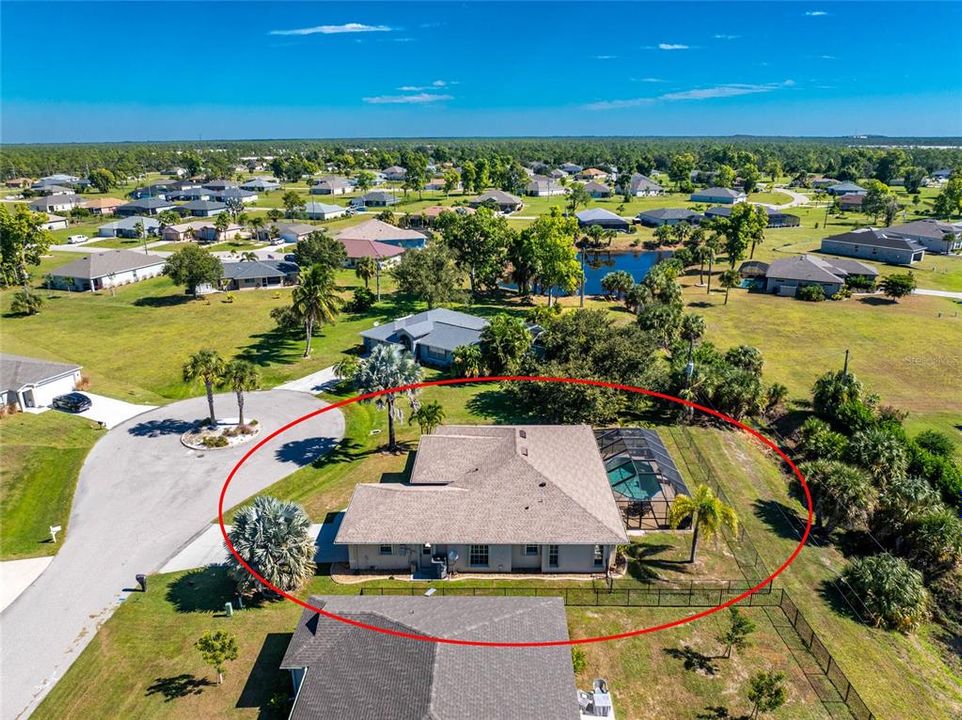 合同活跃: $319,000 (3 贝兹, 2 浴室, 1957 平方英尺)