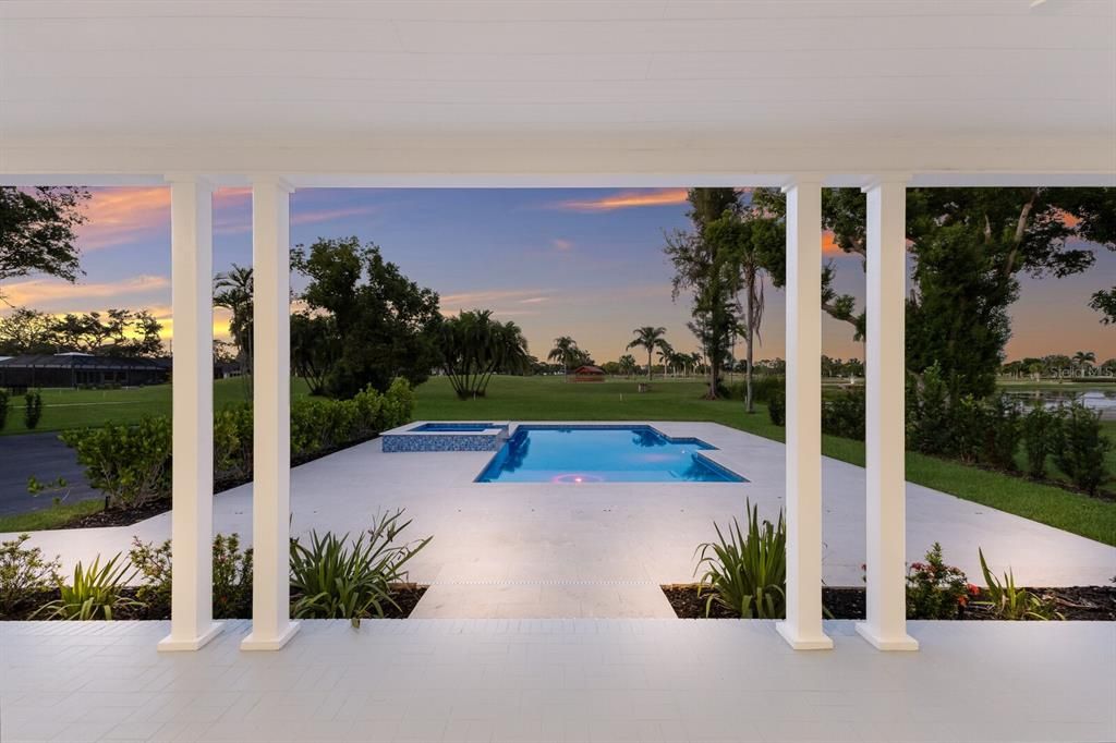 На продажу: $2,499,999 (4 спален, 2 ванн, 3271 Квадратных фут)