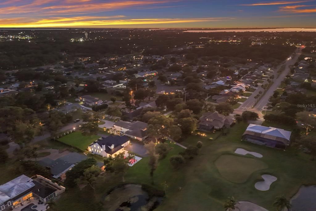 На продажу: $2,499,999 (4 спален, 2 ванн, 3271 Квадратных фут)