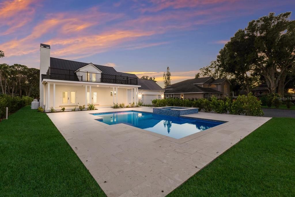 На продажу: $2,499,999 (4 спален, 2 ванн, 3271 Квадратных фут)