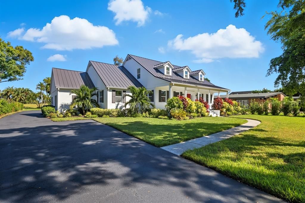 На продажу: $2,499,999 (4 спален, 2 ванн, 3271 Квадратных фут)