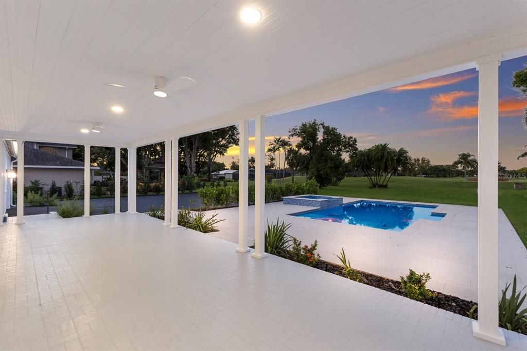 На продажу: $2,499,999 (4 спален, 2 ванн, 3271 Квадратных фут)