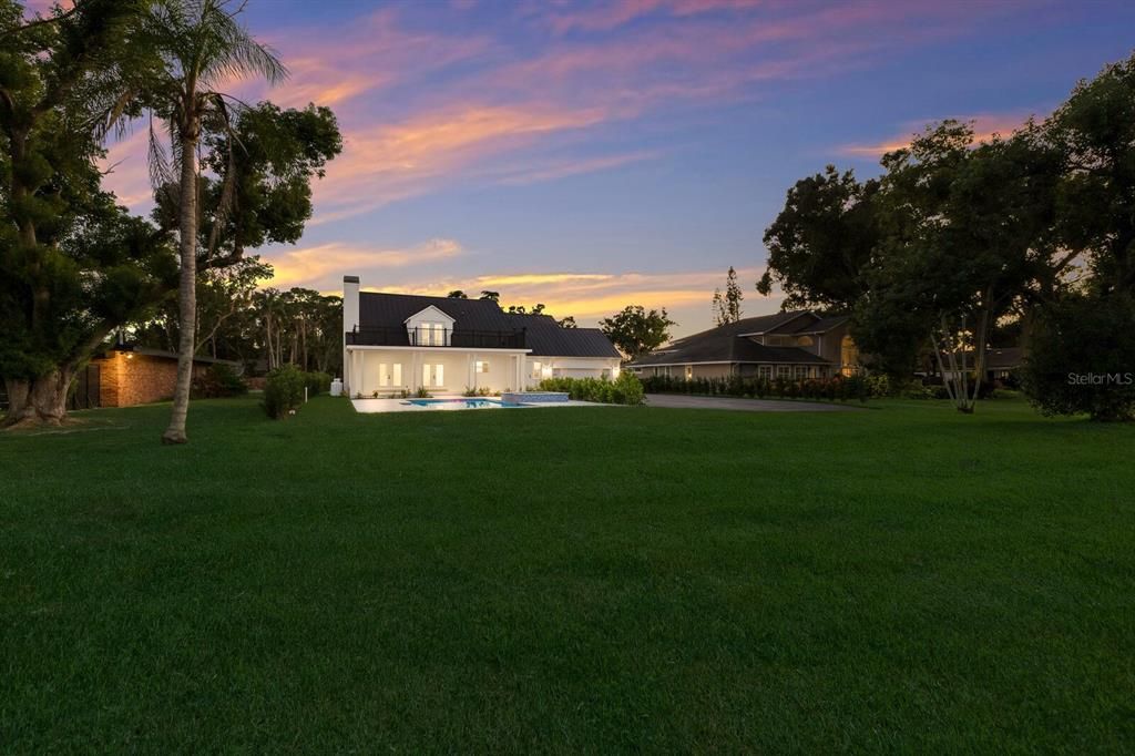 На продажу: $2,499,999 (4 спален, 2 ванн, 3271 Квадратных фут)