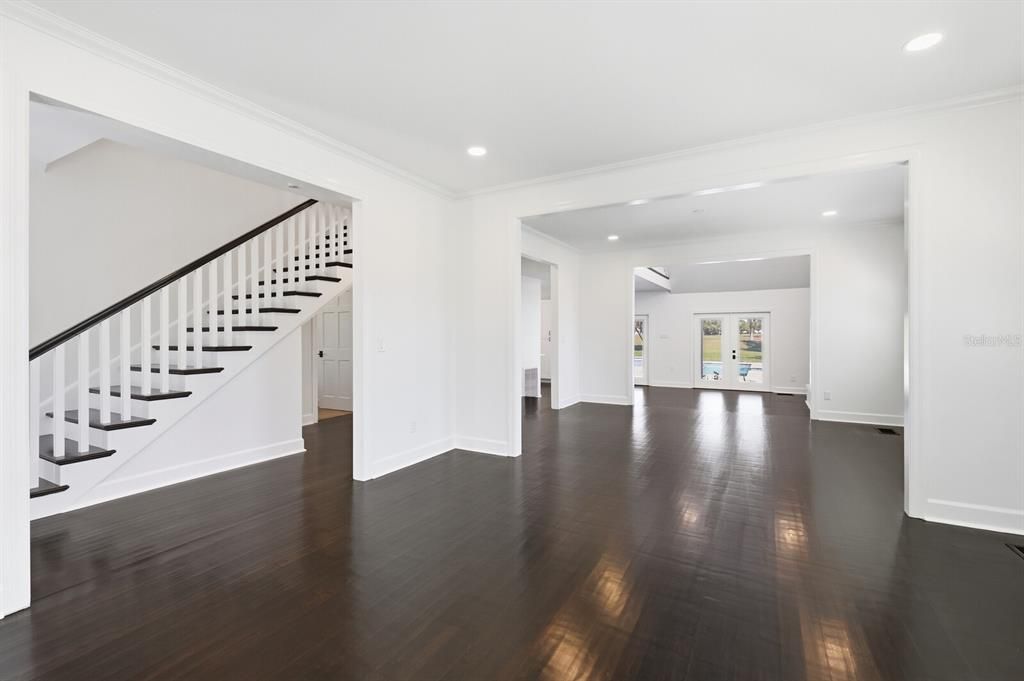 На продажу: $2,499,999 (4 спален, 2 ванн, 3271 Квадратных фут)