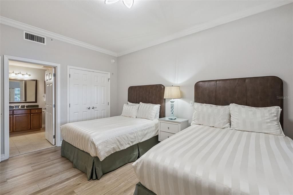 En Venta: $349,900 (3 camas, 3 baños, 1630 Pies cuadrados)