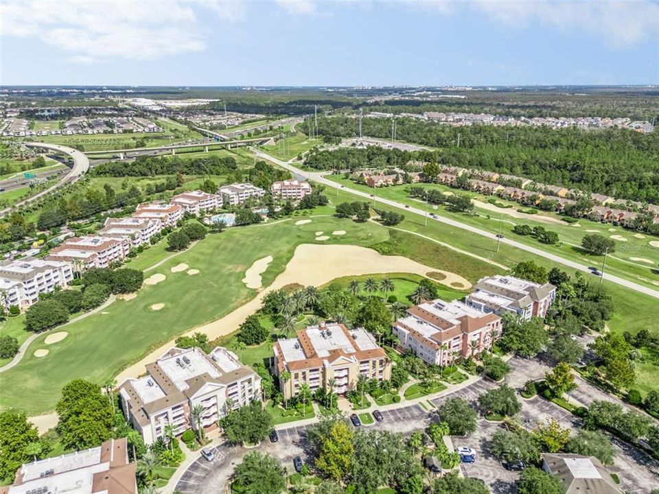 En Venta: $349,900 (3 camas, 3 baños, 1630 Pies cuadrados)