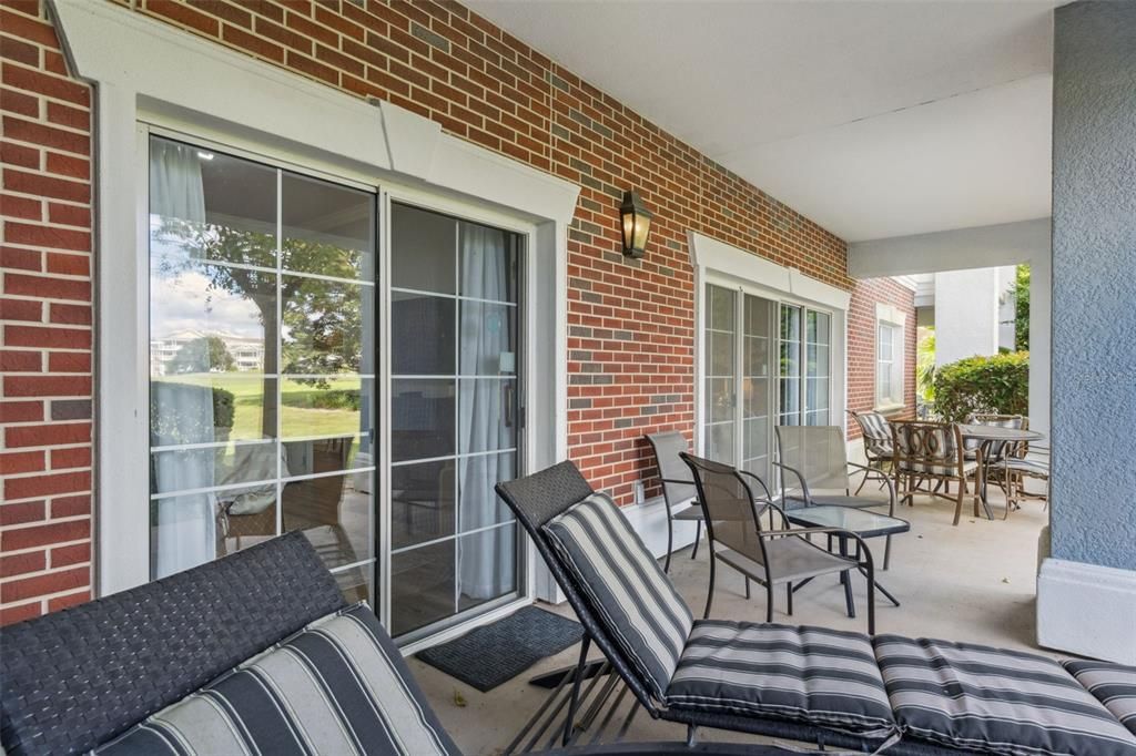 En Venta: $349,900 (3 camas, 3 baños, 1630 Pies cuadrados)