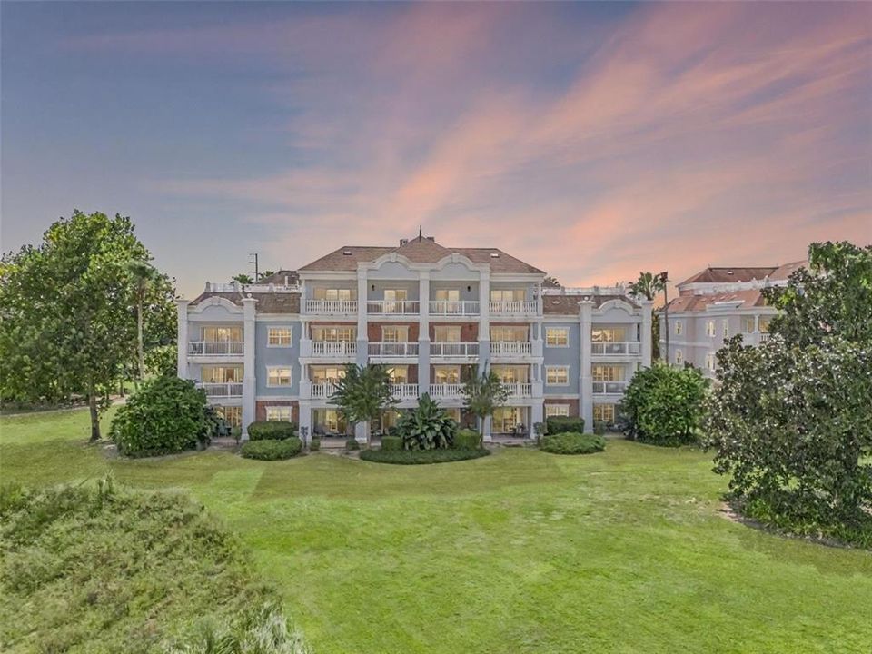 En Venta: $349,900 (3 camas, 3 baños, 1630 Pies cuadrados)