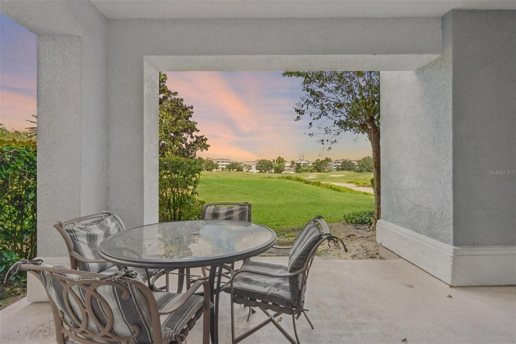 En Venta: $349,900 (3 camas, 3 baños, 1630 Pies cuadrados)