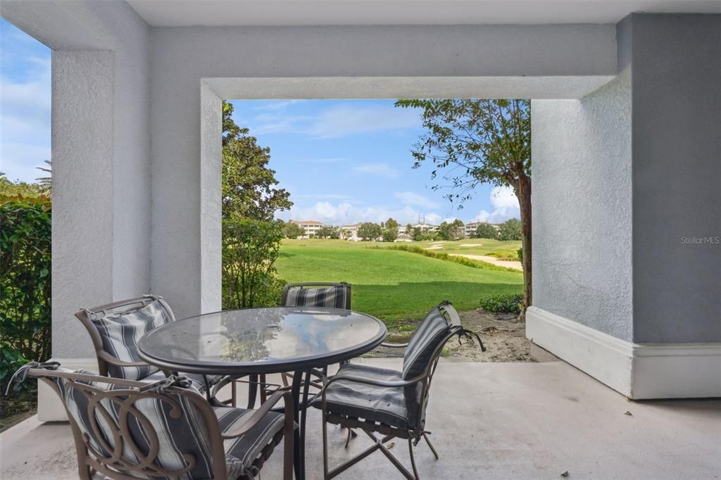 En Venta: $349,900 (3 camas, 3 baños, 1630 Pies cuadrados)