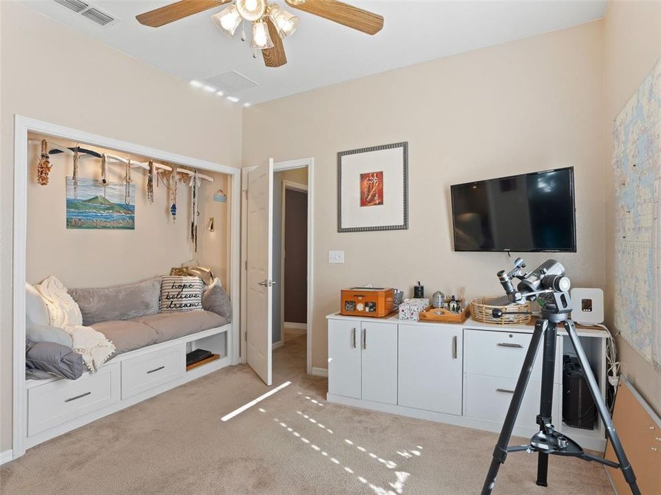 En Venta: $440,000 (3 camas, 2 baños, 2093 Pies cuadrados)