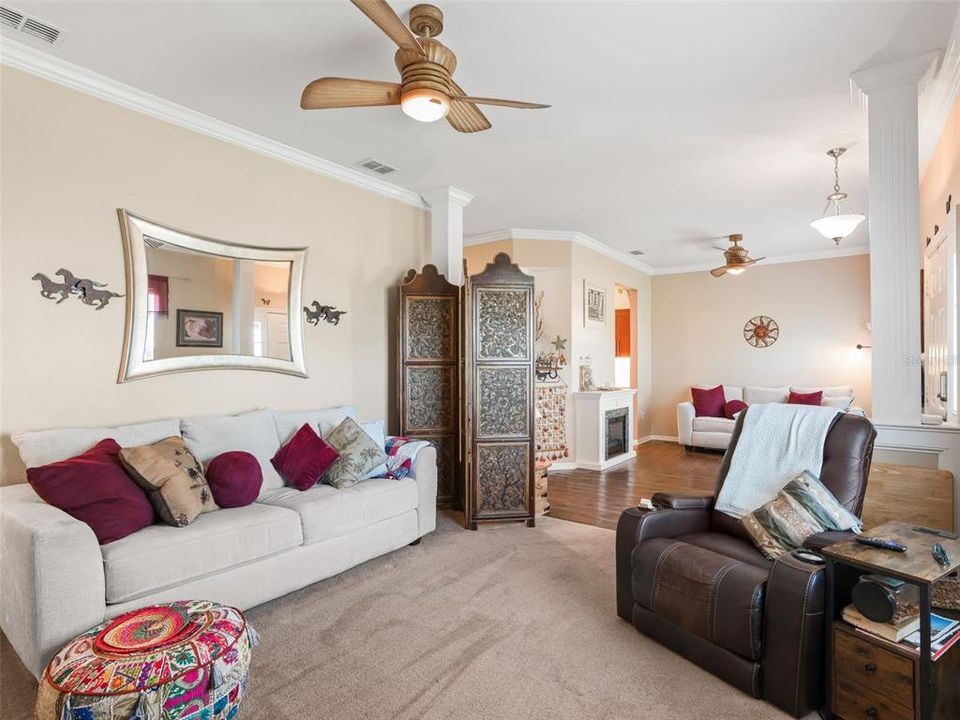 En Venta: $440,000 (3 camas, 2 baños, 2093 Pies cuadrados)