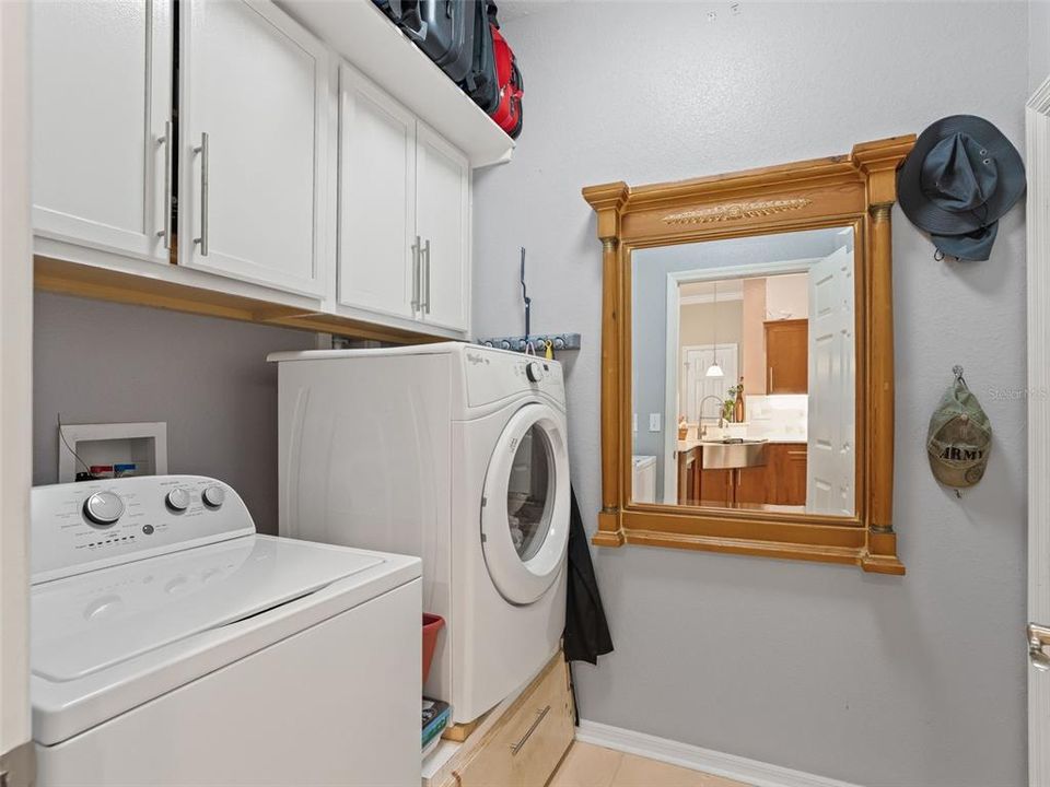 En Venta: $440,000 (3 camas, 2 baños, 2093 Pies cuadrados)