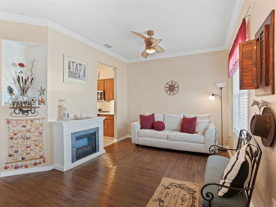 En Venta: $440,000 (3 camas, 2 baños, 2093 Pies cuadrados)