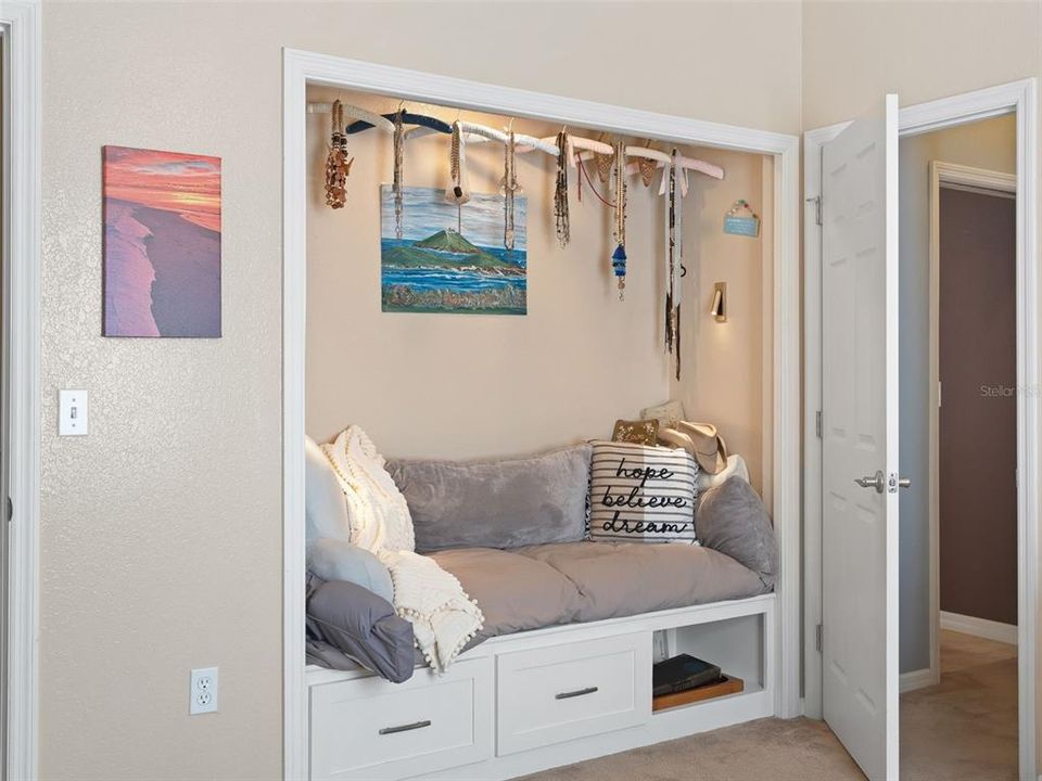 En Venta: $440,000 (3 camas, 2 baños, 2093 Pies cuadrados)