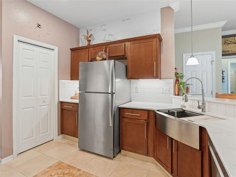 En Venta: $440,000 (3 camas, 2 baños, 2093 Pies cuadrados)