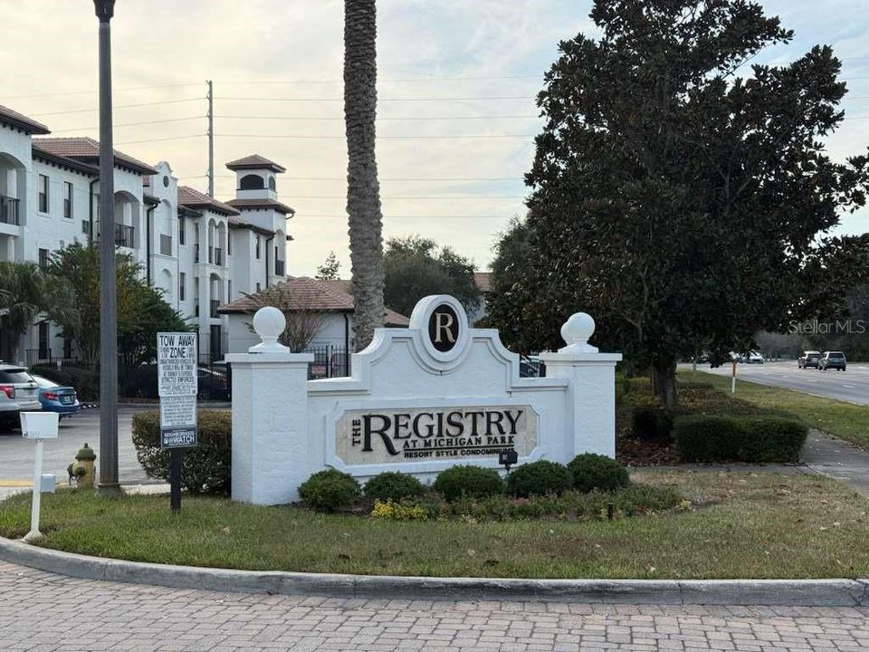 For Rent: $1,700 (2 beds, 2 baths, 1107 Square Feet)