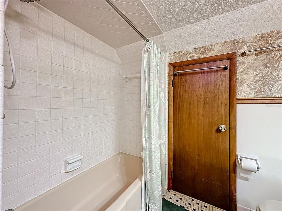 En Venta: $514,500 (3 camas, 2 baños, 1600 Pies cuadrados)