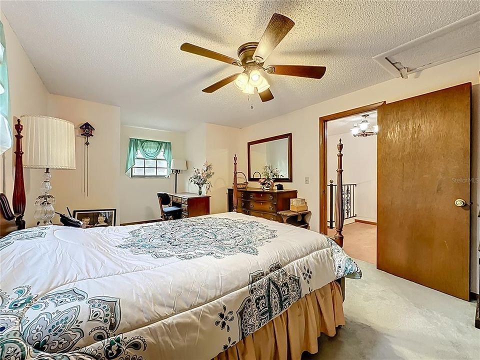 En Venta: $514,500 (3 camas, 2 baños, 1600 Pies cuadrados)