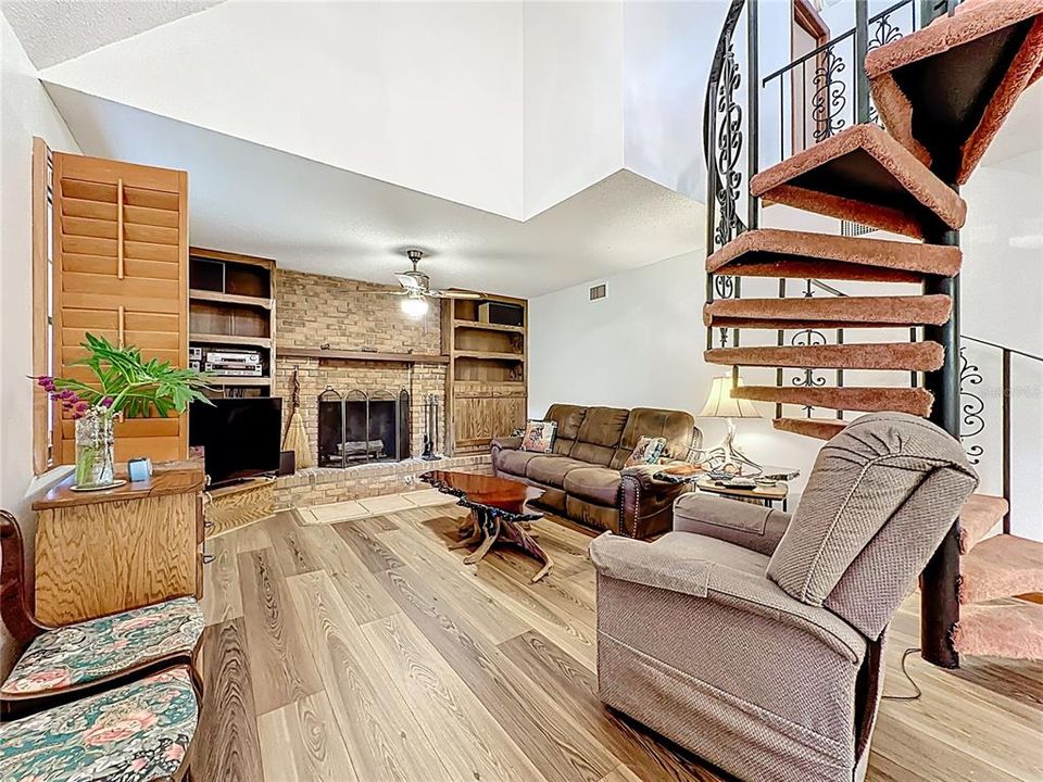 En Venta: $514,500 (3 camas, 2 baños, 1600 Pies cuadrados)