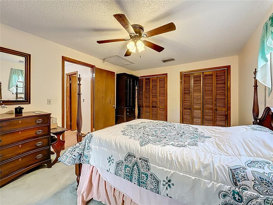 En Venta: $514,500 (3 camas, 2 baños, 1600 Pies cuadrados)