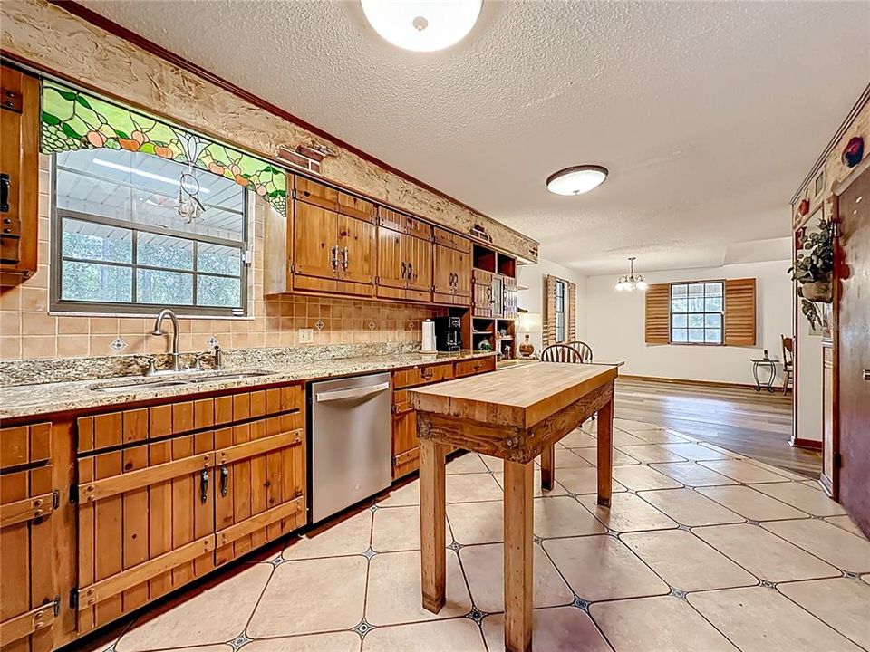 En Venta: $514,500 (3 camas, 2 baños, 1600 Pies cuadrados)