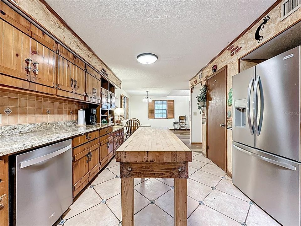 En Venta: $514,500 (3 camas, 2 baños, 1600 Pies cuadrados)