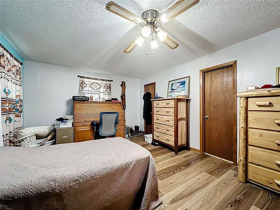 En Venta: $514,500 (3 camas, 2 baños, 1600 Pies cuadrados)