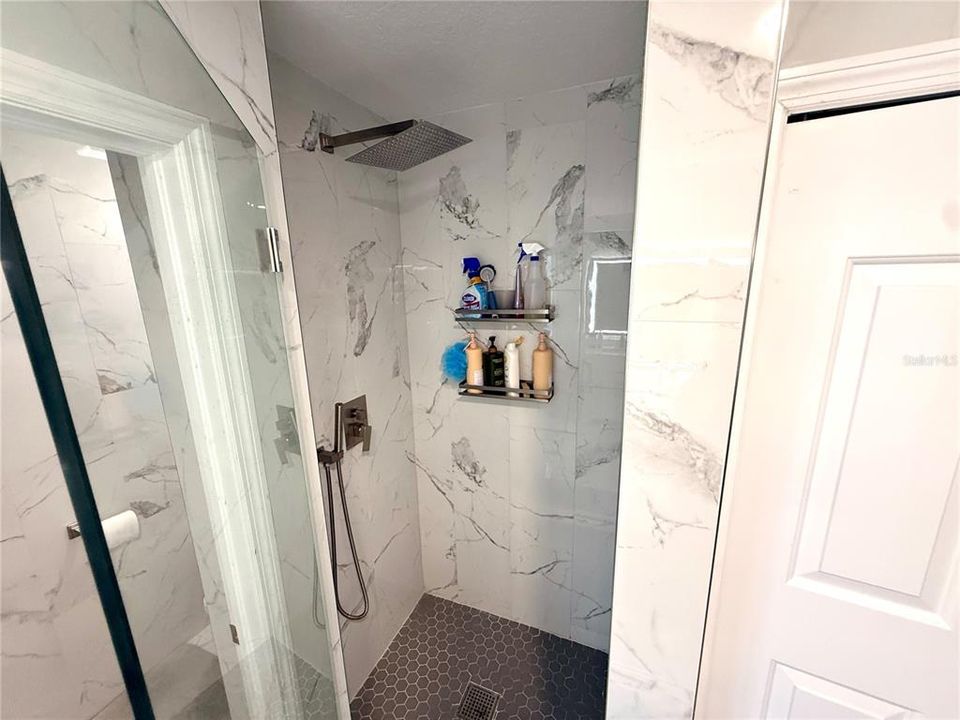 На продажу: $659,000 (3 спален, 2 ванн, 2423 Квадратных фут)