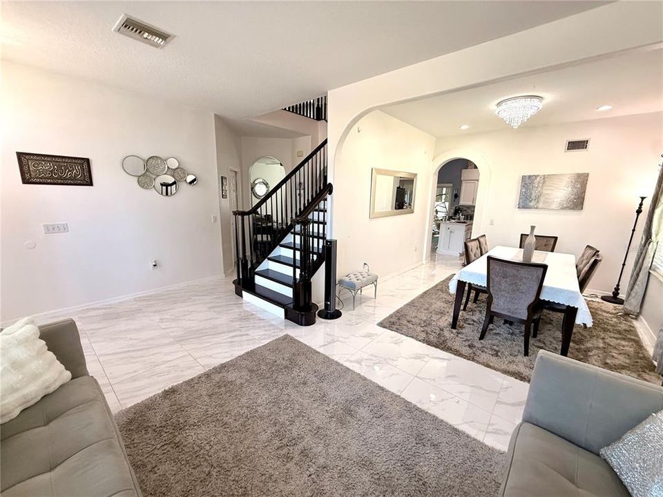 На продажу: $659,000 (3 спален, 2 ванн, 2423 Квадратных фут)