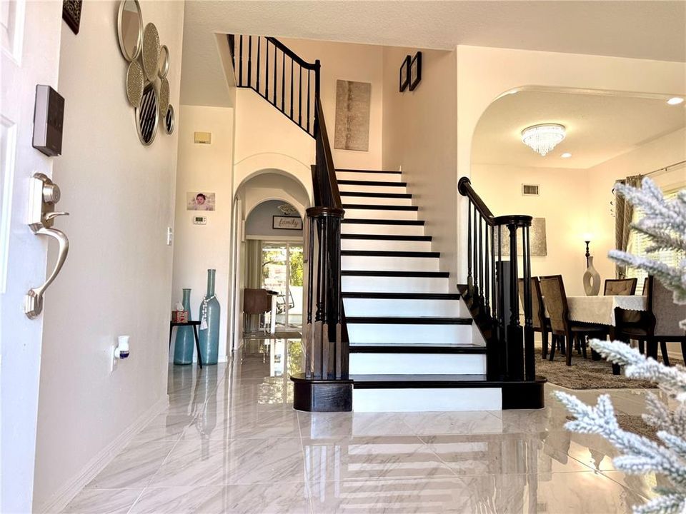 На продажу: $659,000 (3 спален, 2 ванн, 2423 Квадратных фут)