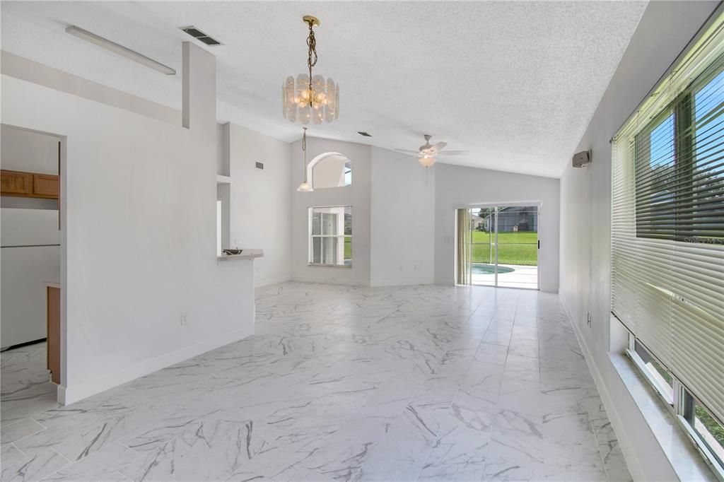 For Rent: $2,200 (4 beds, 3 baths, 1562 Square Feet)