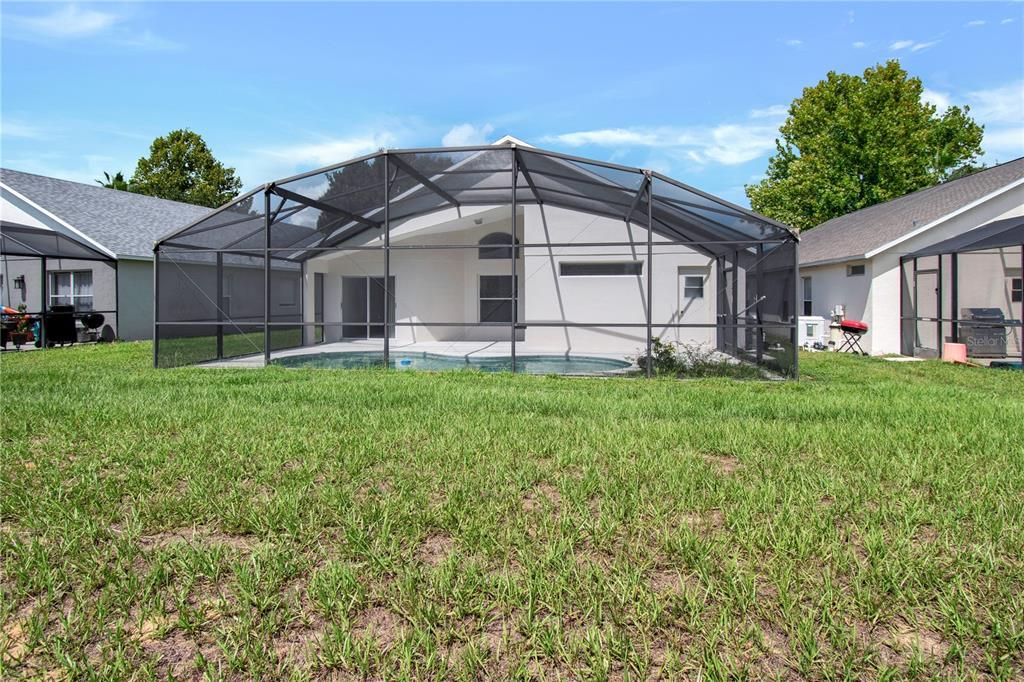 For Rent: $2,200 (4 beds, 3 baths, 1562 Square Feet)