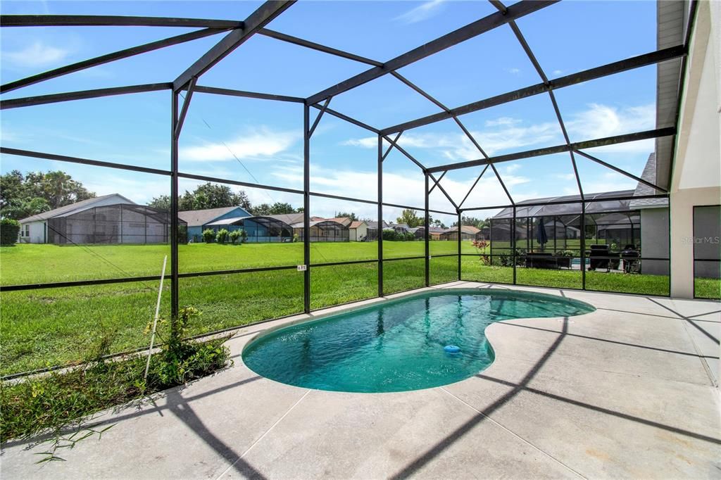 For Rent: $2,200 (4 beds, 3 baths, 1562 Square Feet)