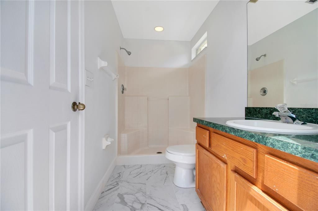 For Rent: $2,200 (4 beds, 3 baths, 1562 Square Feet)