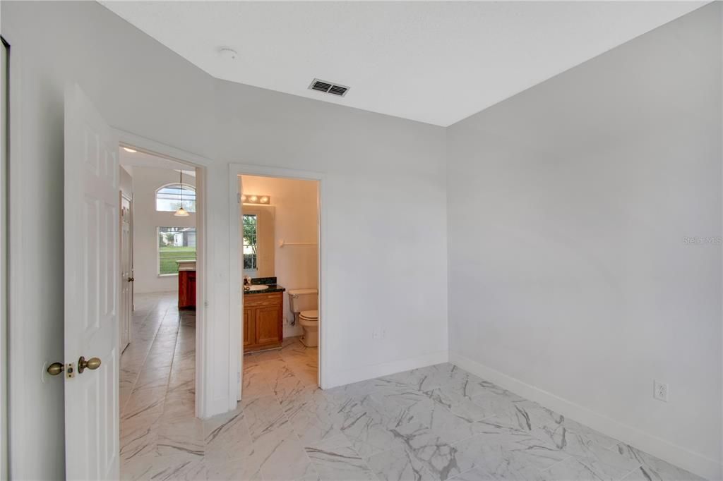 For Rent: $2,200 (4 beds, 3 baths, 1562 Square Feet)