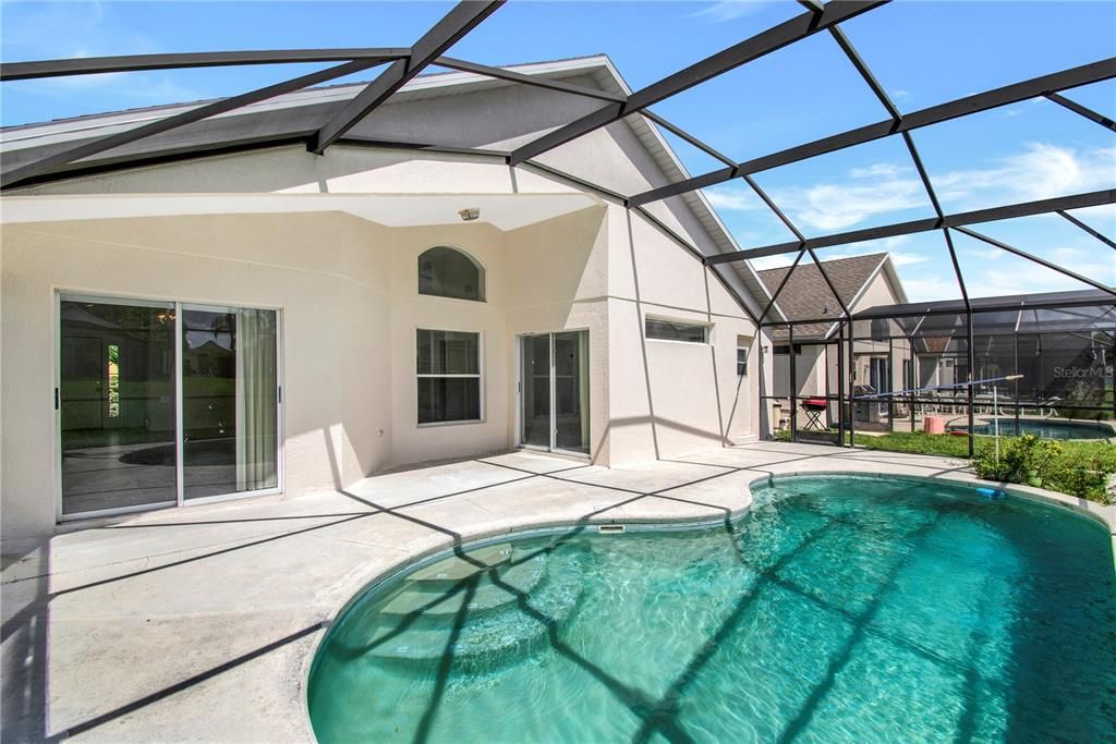 For Rent: $2,200 (4 beds, 3 baths, 1562 Square Feet)