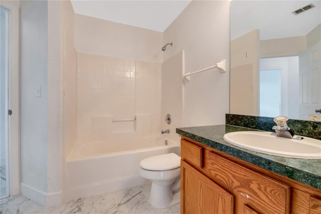 For Rent: $2,200 (4 beds, 3 baths, 1562 Square Feet)