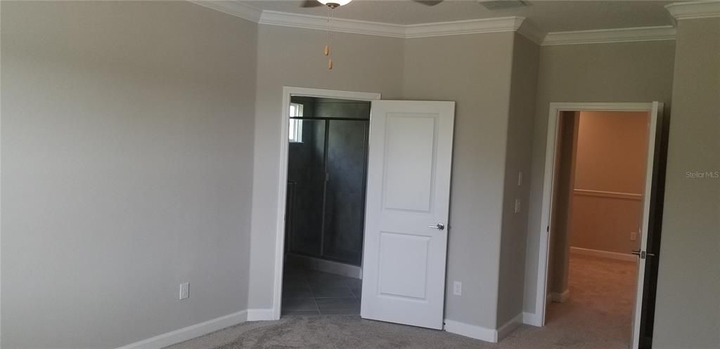 En Renta: $2,395 (3 camas, 2 baños, 1872 Pies cuadrados)