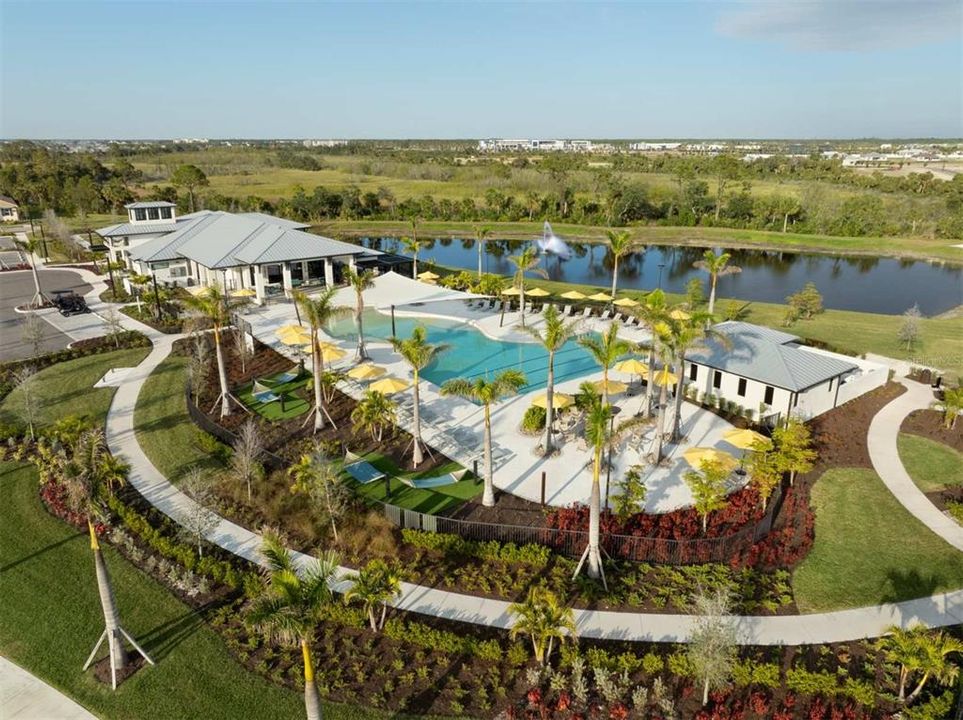 Activo con contrato: $557,000 (3 camas, 2 baños, 2005 Pies cuadrados)