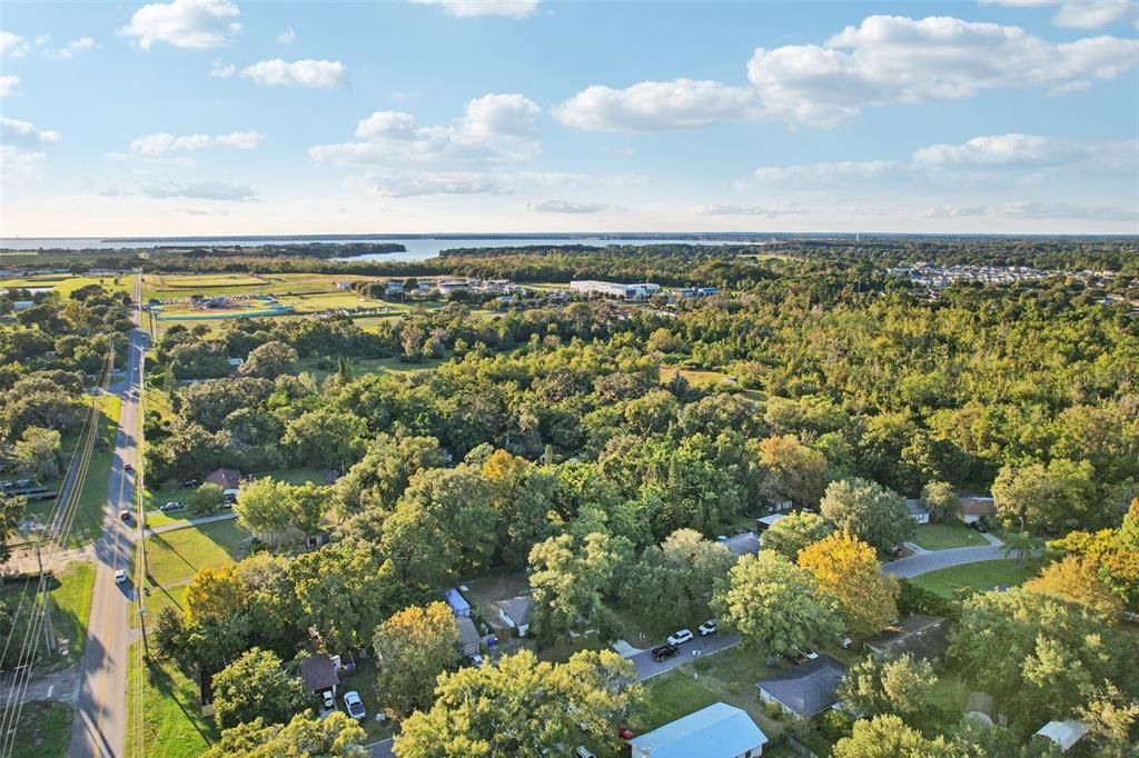 Под контрактом: $250,000 (3 спален, 1 ванн, 988 Квадратных фут)