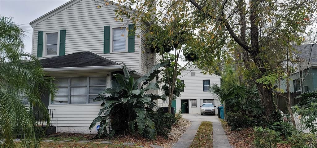 合同活跃: $2,300 (3 贝兹, 2 浴室, 1500 平方英尺)